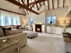 Lounge- click for photo gallery